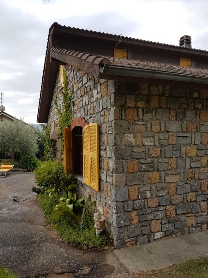 Villa Fior Di Lavanda Cisano sul Neva Buitenkant foto