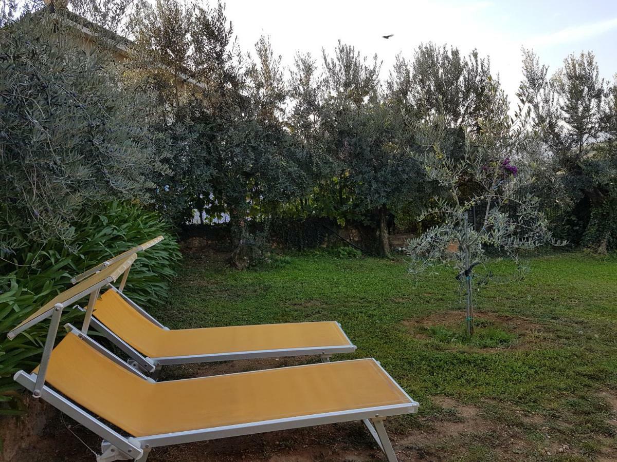 Villa Fior Di Lavanda Cisano sul Neva Buitenkant foto